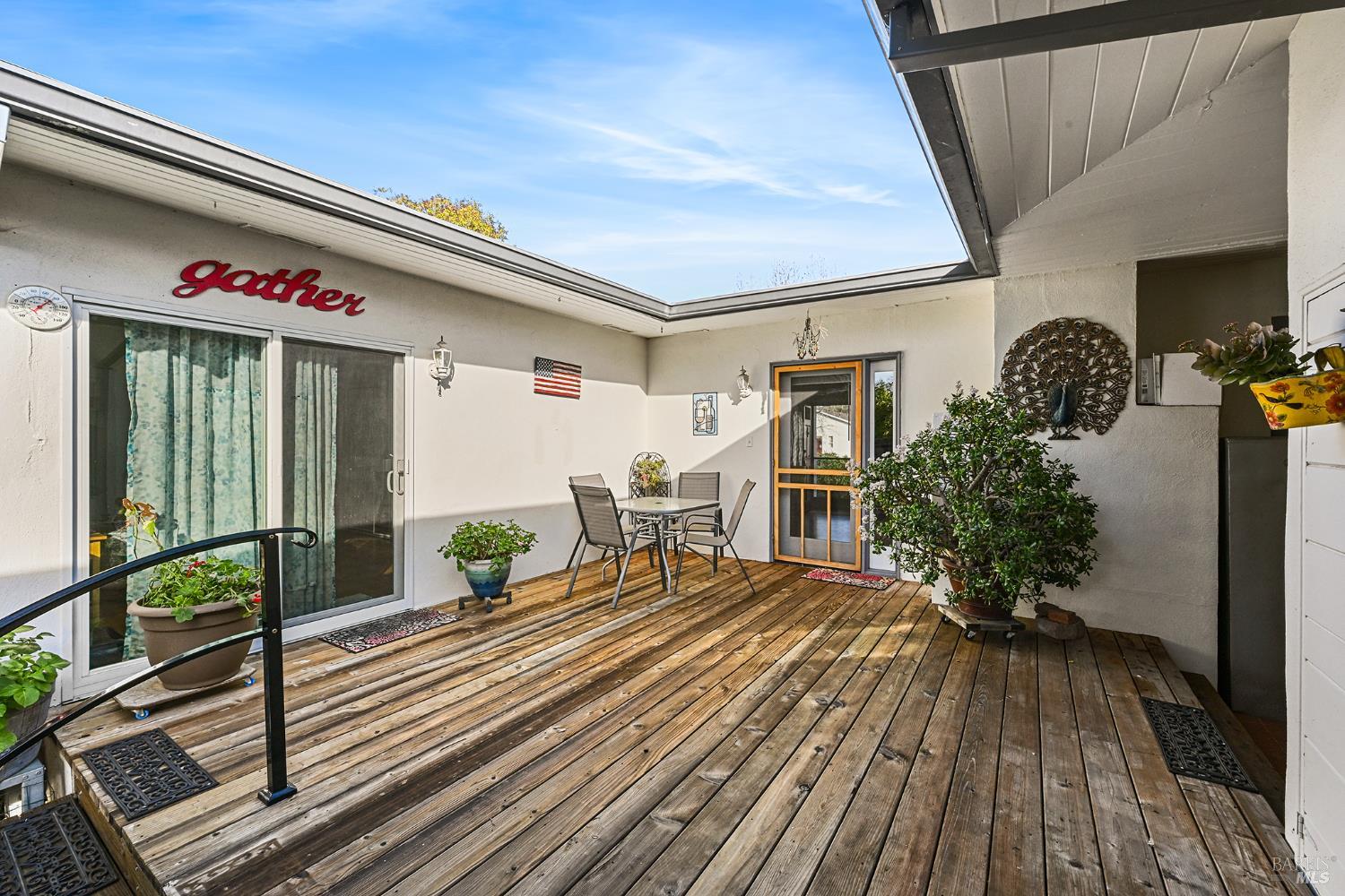 Detail Gallery Image 33 of 52 For 2003 Humboldt St, Santa Rosa,  CA 95404 - 2 Beds | 2 Baths