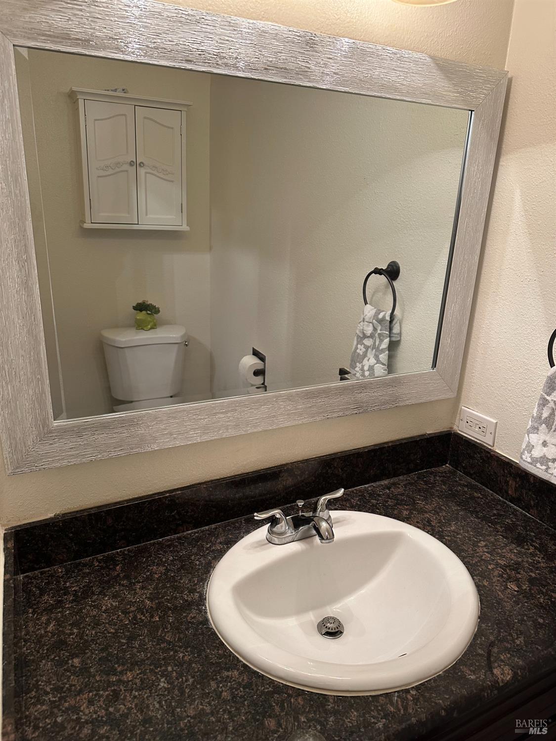 Detail Gallery Image 16 of 22 For 142 Del Rio Cir #2,  Vacaville,  CA 95687 - 2 Beds | 1/1 Baths