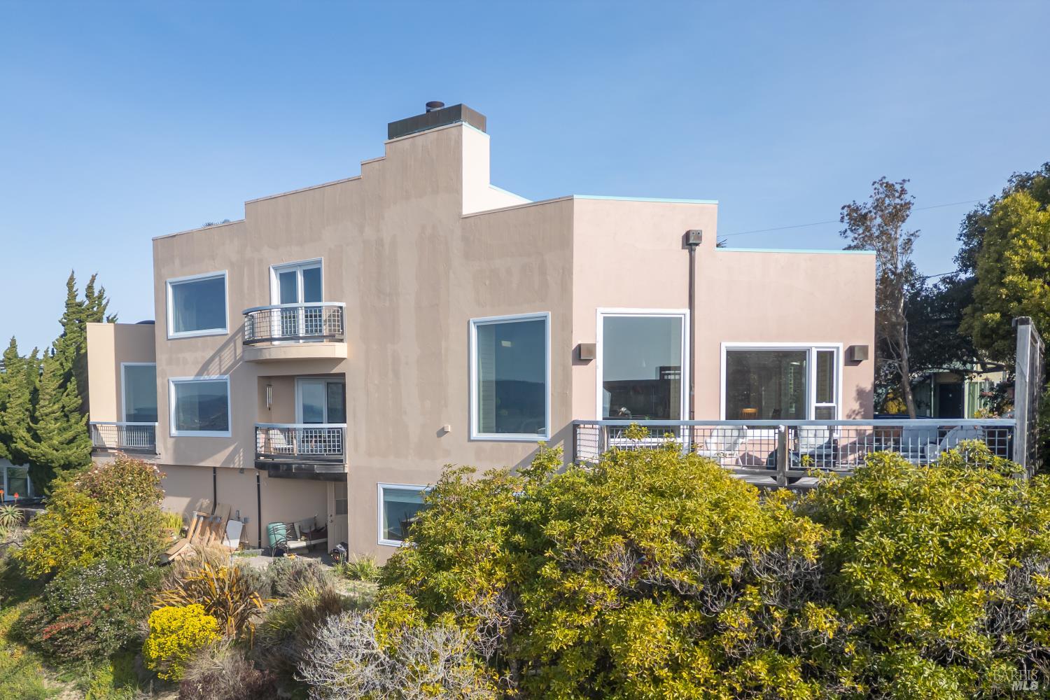 Detail Gallery Image 43 of 45 For 245 Water St, Richmond,  CA 94801 - 2 Beds | 2/1 Baths