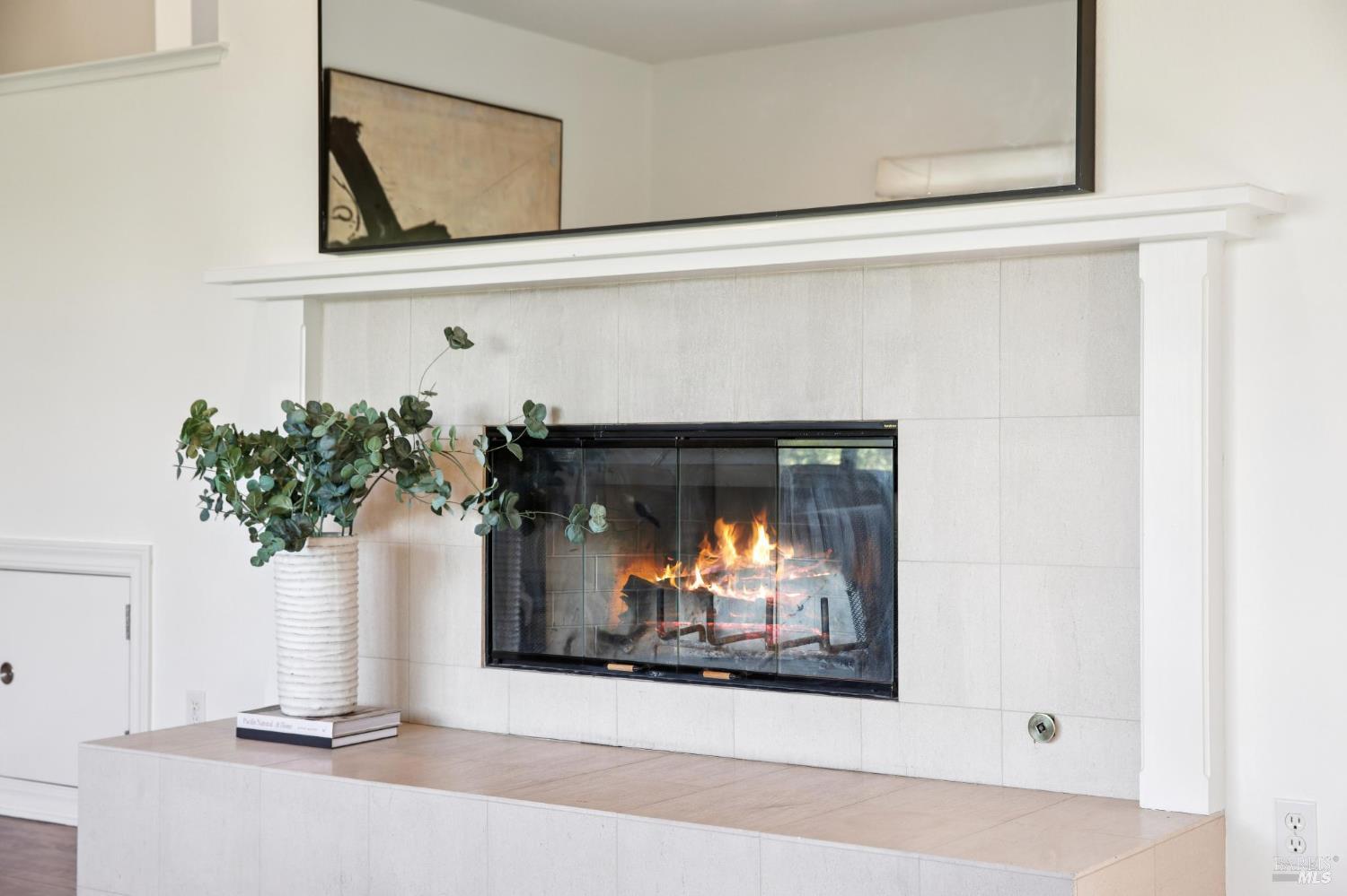 Detail Gallery Image 4 of 41 For 70 Madrone Park Cir, Mill Valley,  CA 94941 - 4 Beds | 2/1 Baths