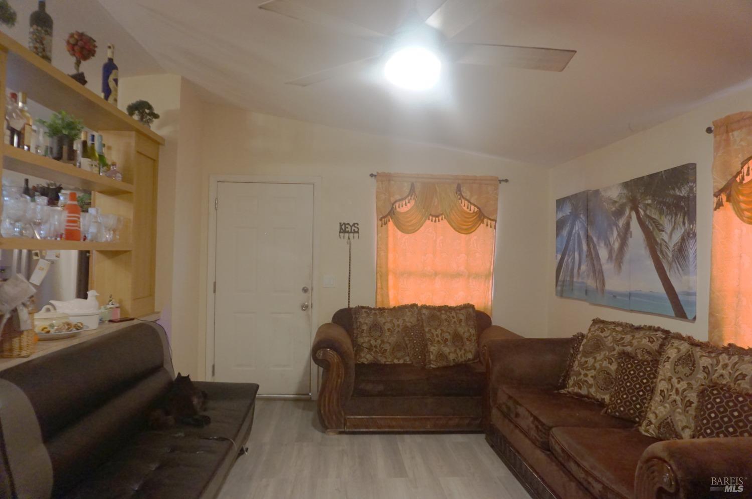 Detail Gallery Image 9 of 33 For 6004 Monticello Rd 7, Napa,  CA 94558 - 3 Beds | 2 Baths