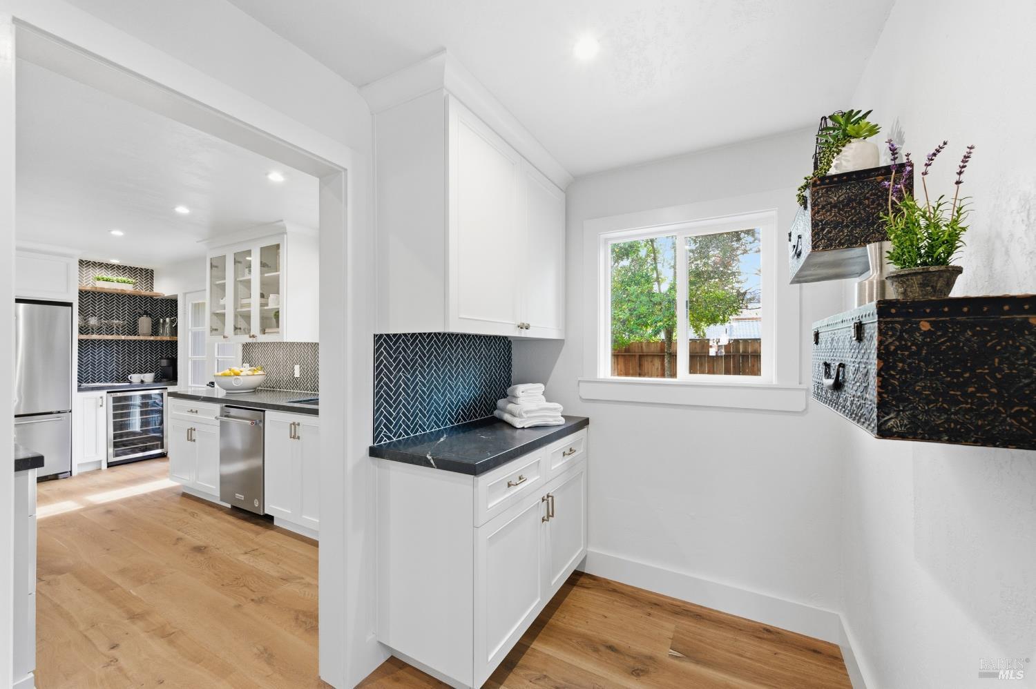 Detail Gallery Image 27 of 66 For 1123 Oak Ave, Saint Helena,  CA 94574 - – Beds | – Baths