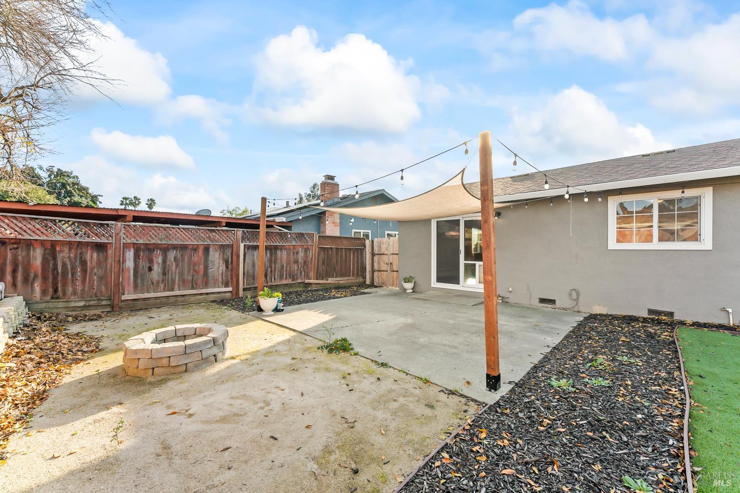 Detail Gallery Image 36 of 40 For 255 Bowline Dr, Vacaville,  CA 95687 - 3 Beds | 1 Baths