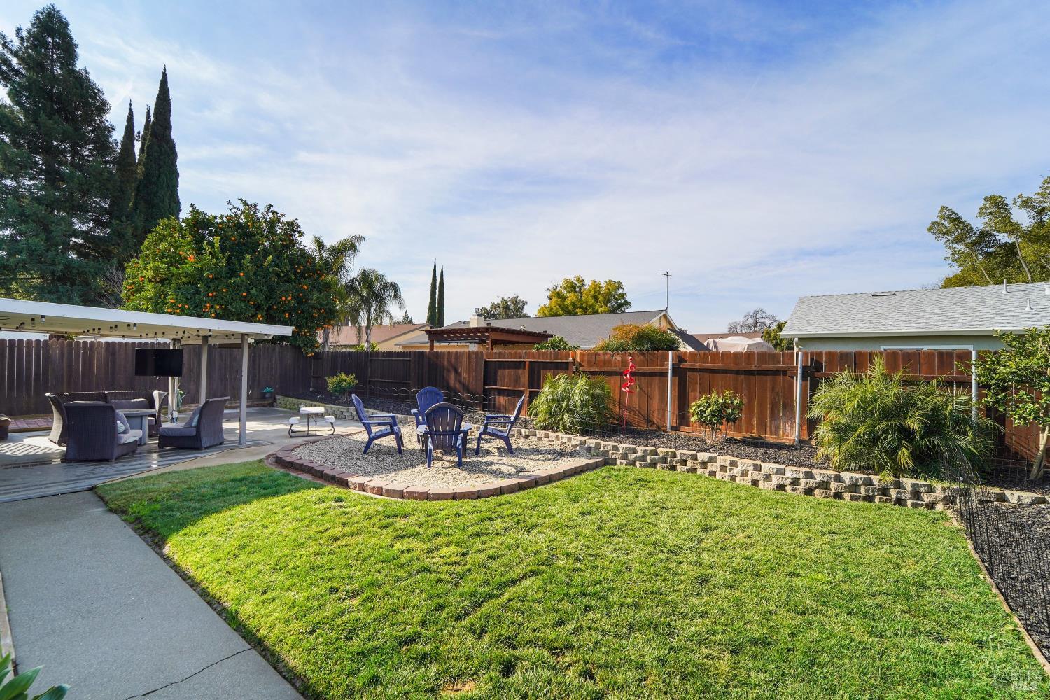 Detail Gallery Image 34 of 37 For 113 Richard Pl, Vacaville,  CA 95687 - 3 Beds | 2 Baths