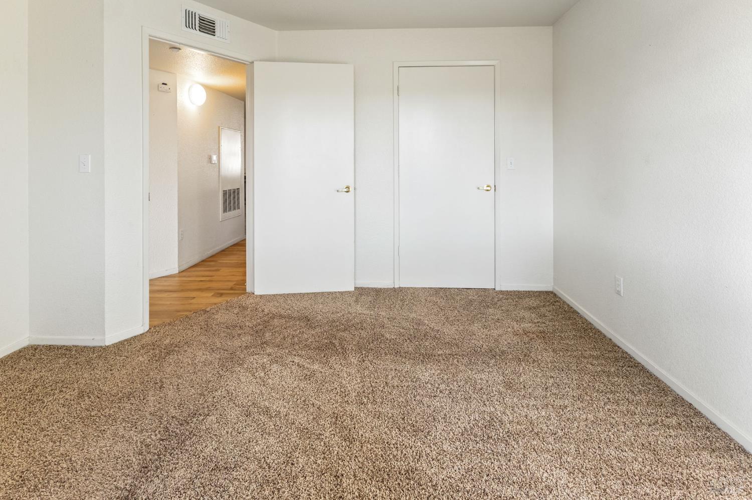 Detail Gallery Image 20 of 22 For 2001 Eastwood Dr #11,  Vacaville,  CA 95687 - 2 Beds | 1 Baths