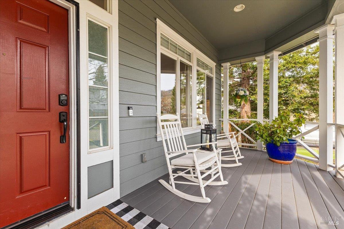 Detail Gallery Image 4 of 29 For 5739 Owls Nest Dr, Santa Rosa,  CA 95409 - 3 Beds | 2 Baths