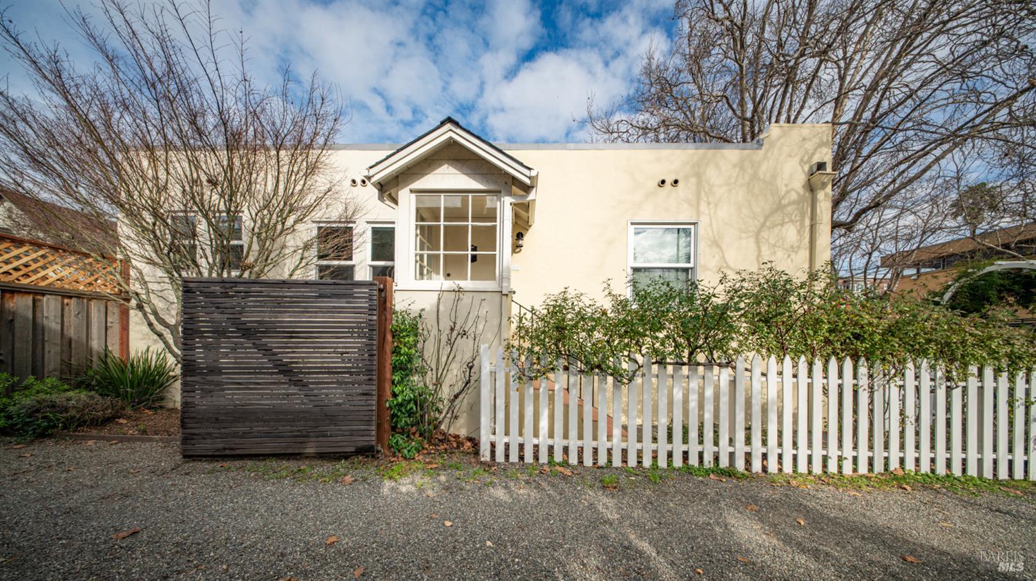 Detail Gallery Image 28 of 28 For 717 C St, San Rafael,  CA 94901 - 2 Beds | 1 Baths