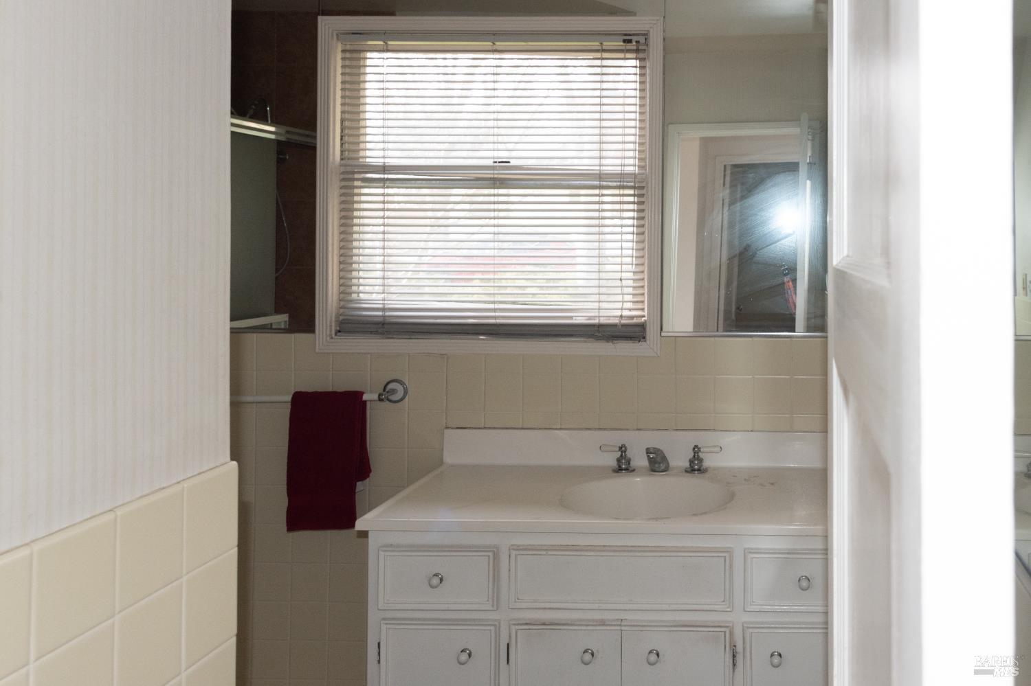 Detail Gallery Image 9 of 18 For 1210 Kendall Ct, Walnut Creek,  CA 94595 - 2 Beds | 1 Baths