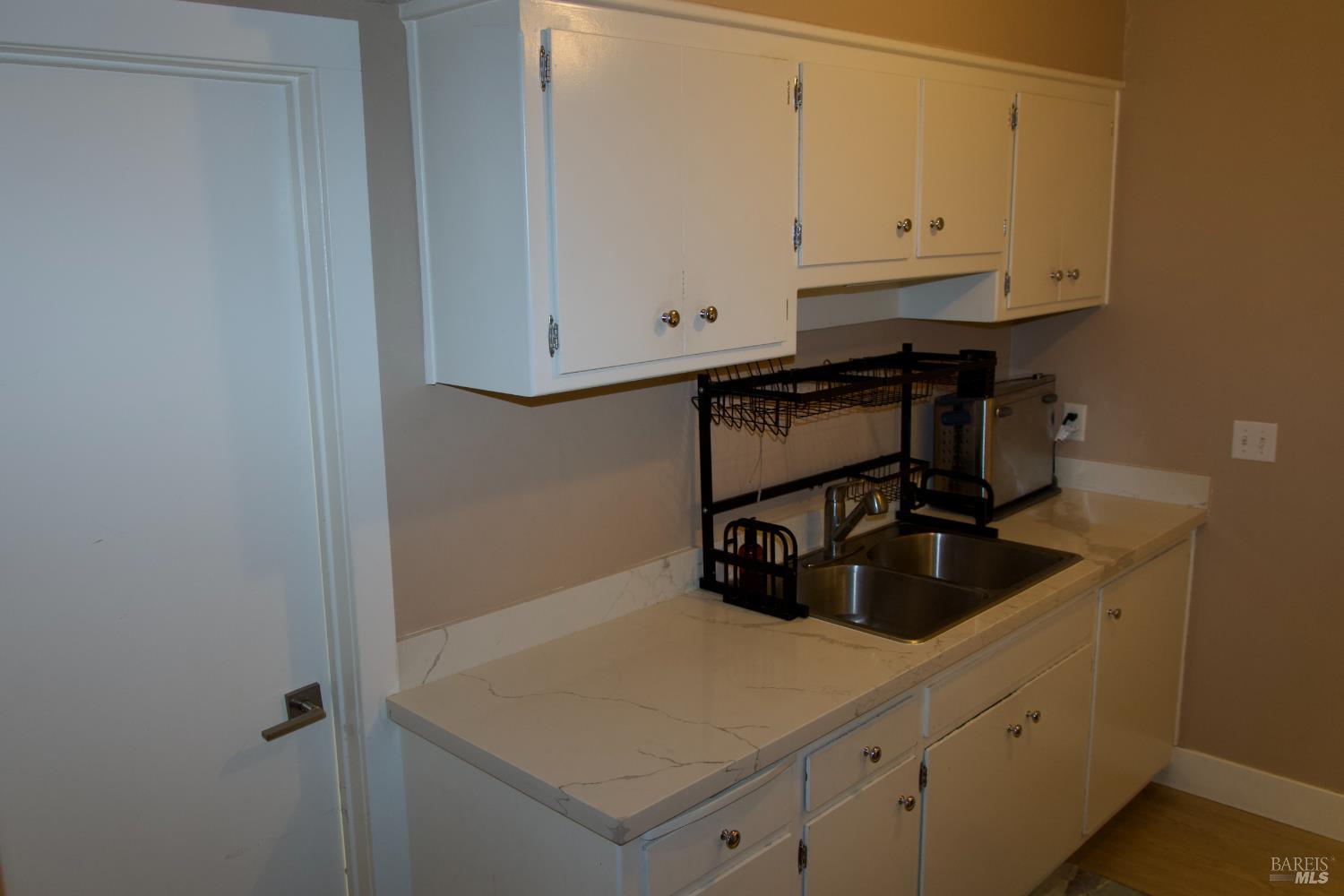 Detail Gallery Image 12 of 32 For 5050 Parkhurst Dr, Santa Rosa,  CA 95409 - 3 Beds | 1 Baths