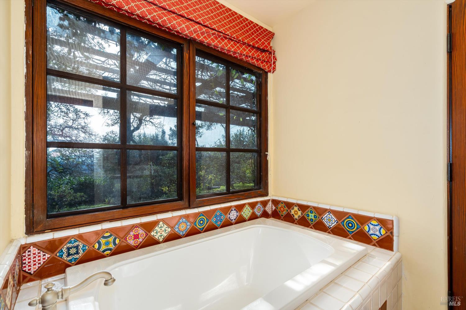 Detail Gallery Image 28 of 72 For 969 Rachael Rd, Sonoma,  CA 95476 - 4 Beds | 3/2 Baths
