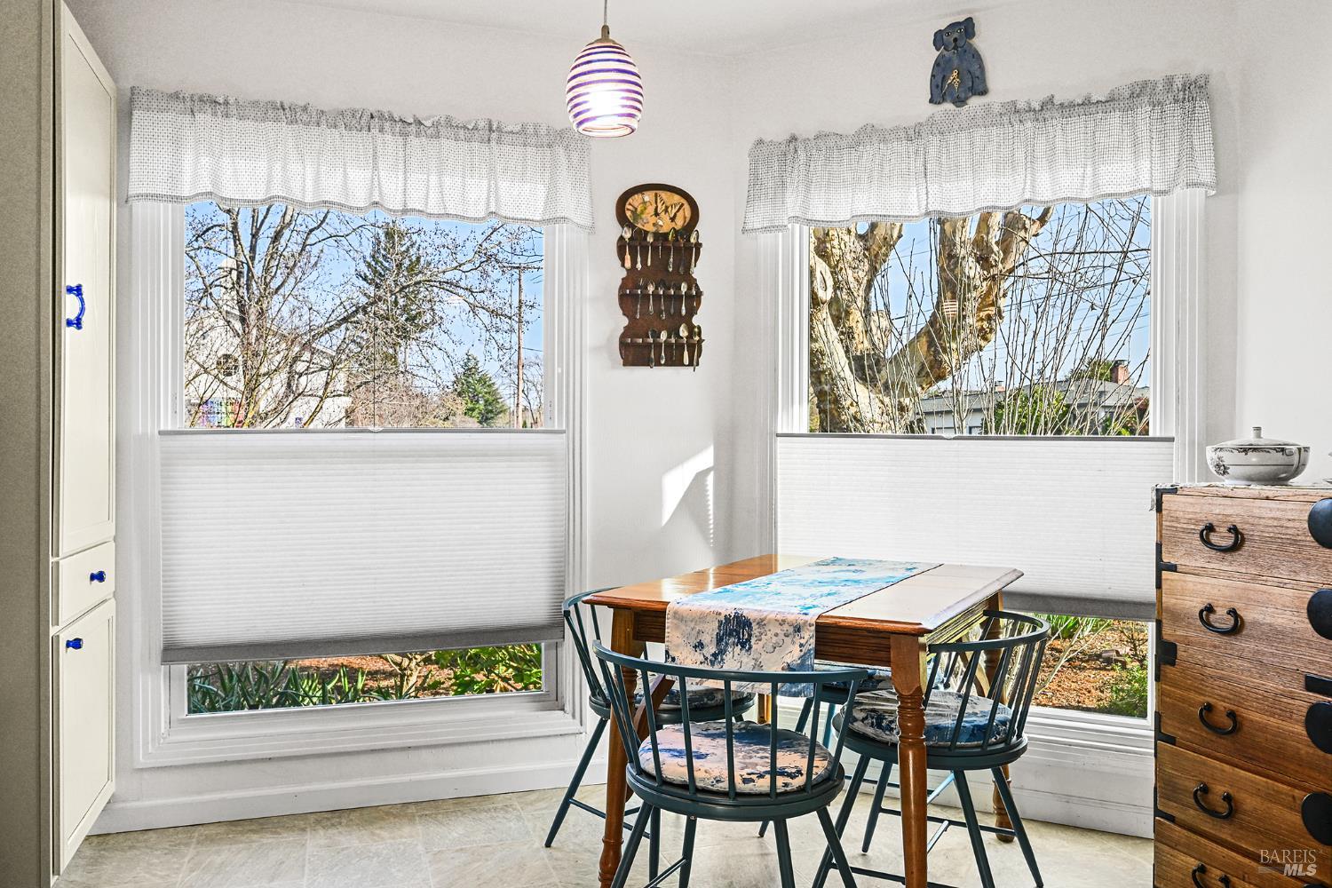 Detail Gallery Image 15 of 52 For 2003 Humboldt St, Santa Rosa,  CA 95404 - 2 Beds | 2 Baths