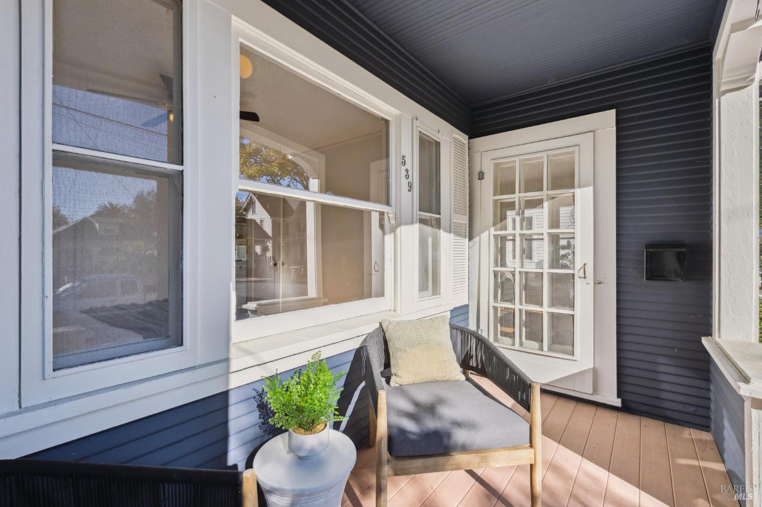 Detail Gallery Image 4 of 57 For 539 Randolph St, Napa,  CA 94559 - 4 Beds | 2 Baths