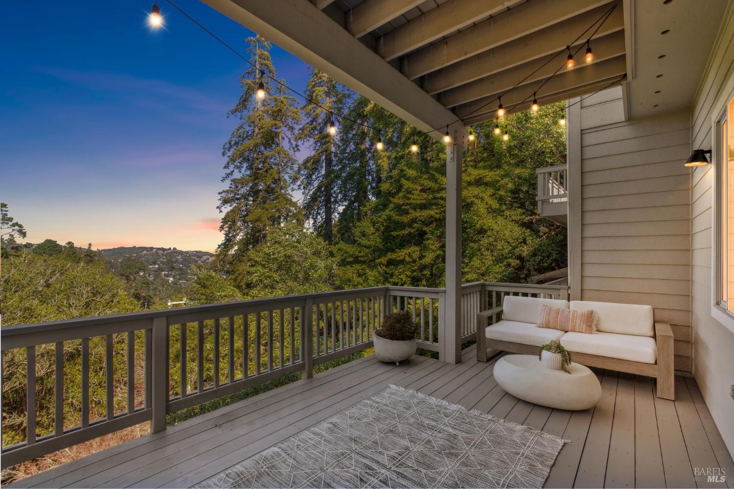 Detail Gallery Image 31 of 41 For 70 Madrone Park Cir, Mill Valley,  CA 94941 - 4 Beds | 2/1 Baths