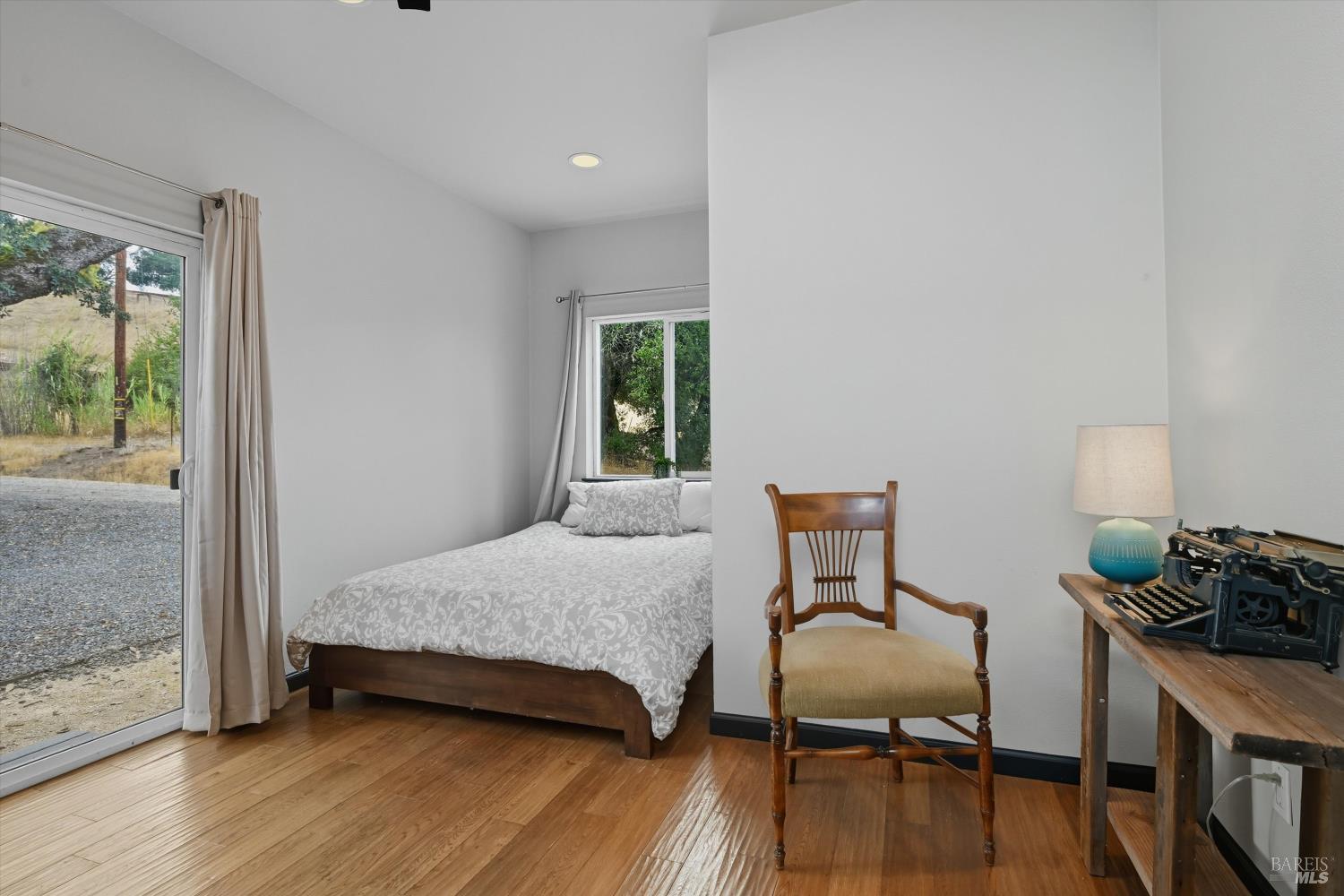 Detail Gallery Image 25 of 64 For 31000 Pine Mountain Rd, Cloverdale,  CA 95425 - 3 Beds | 3 Baths