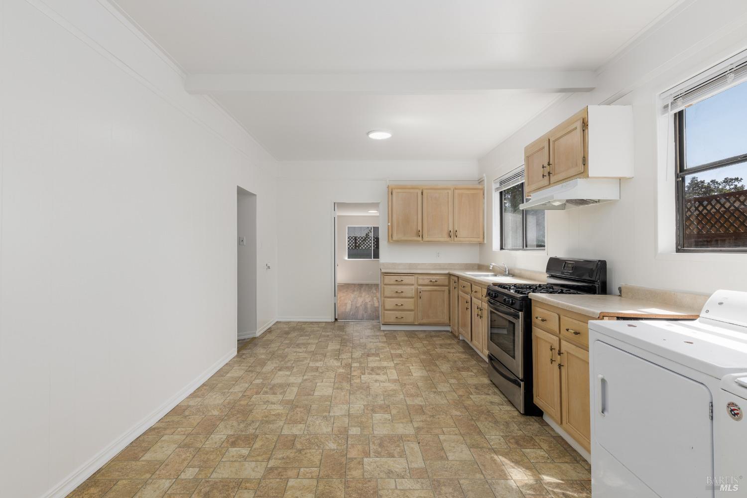 Detail Gallery Image 28 of 32 For 19322 Quigley Ln, Sonoma,  CA 95476 - 4 Beds | 3 Baths