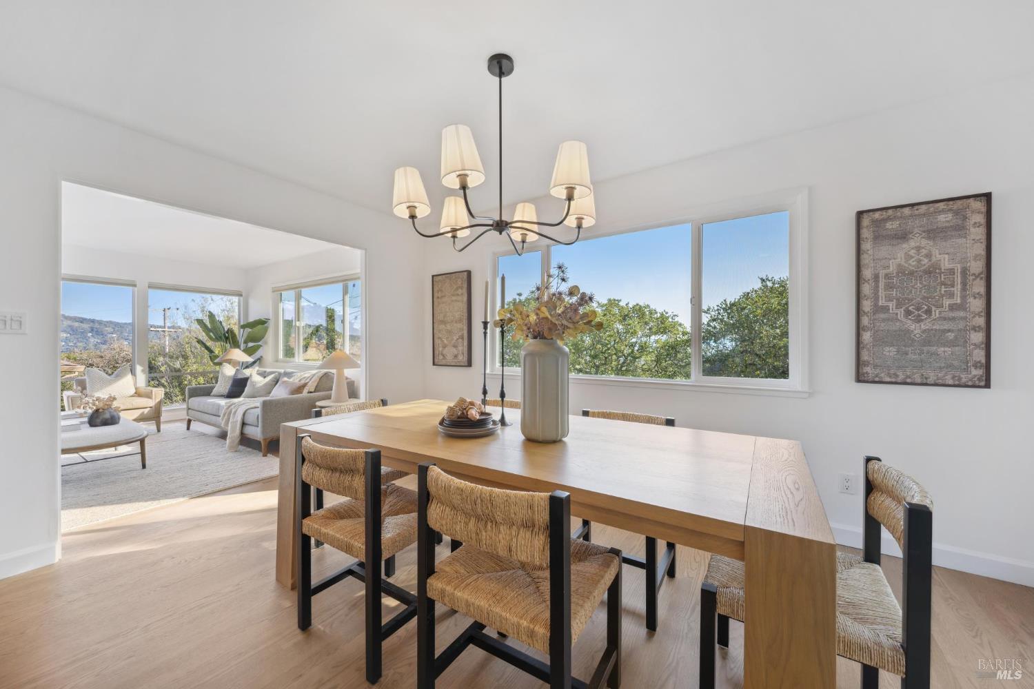 Detail Gallery Image 17 of 67 For 81 Rose St, San Rafael,  CA 94901 - 5 Beds | 3 Baths