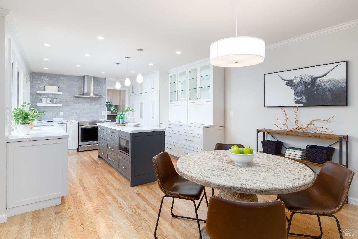 Detail Gallery Image 18 of 35 For 4713 Circle B Pl, Santa Rosa,  CA 95405 - 4 Beds | 3/1 Baths