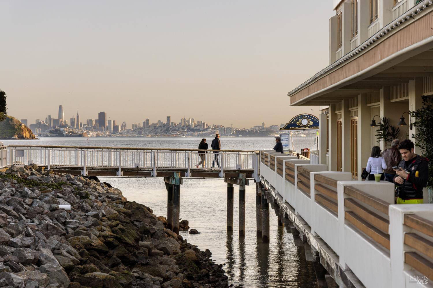 Detail Gallery Image 48 of 55 For 403 Paradise Dr, Tiburon,  CA 94920 - 3 Beds | 2/1 Baths