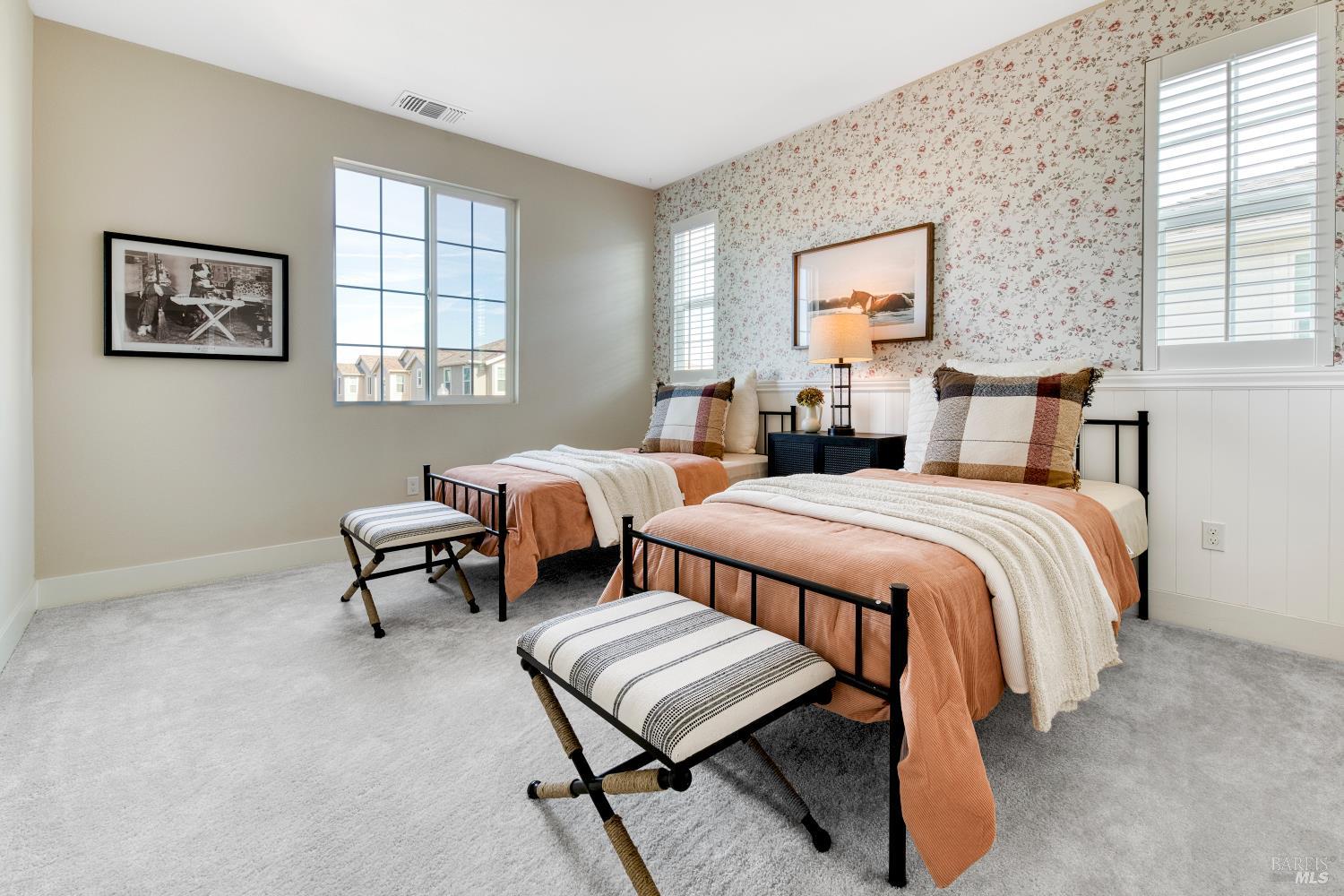 Detail Gallery Image 23 of 37 For 2733 Amora Ct, Santa Rosa,  CA 95407 - 4 Beds | 3/1 Baths