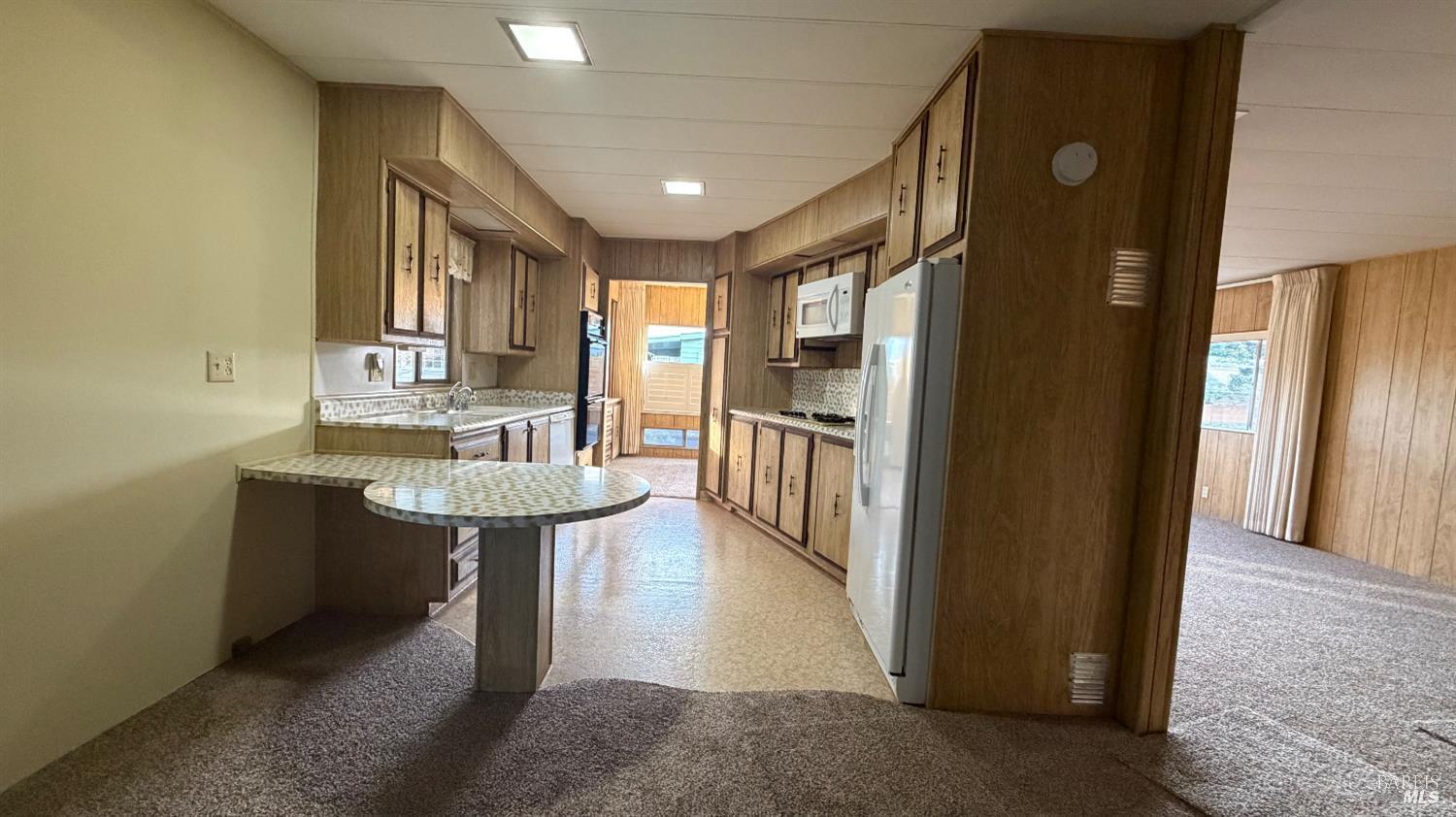 Detail Gallery Image 15 of 48 For 145 Stratford Way, Santa Rosa,  CA 95401 - 2 Beds | 2 Baths