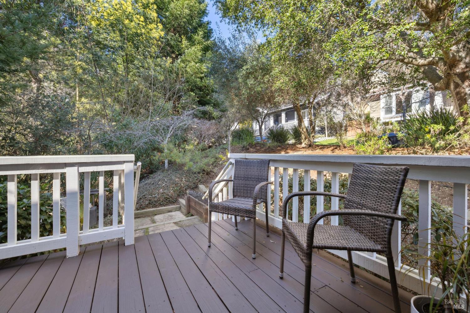 Detail Gallery Image 30 of 68 For 529 Alta Way, Mill Valley,  CA 94941 - 4 Beds | 2/1 Baths