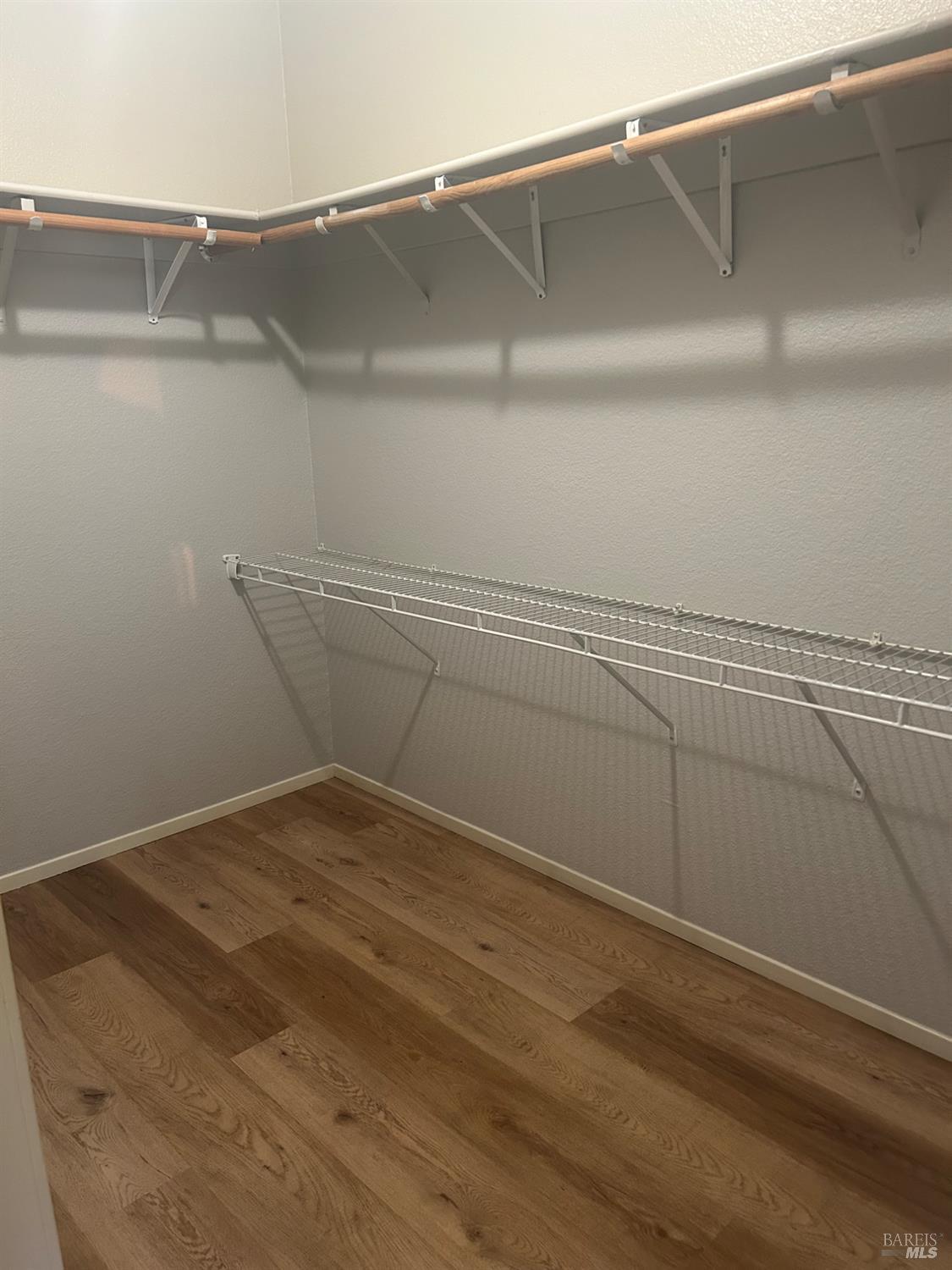 Detail Gallery Image 8 of 11 For 7536 Mercedes Way, Rohnert Park,  CA 94928 - 3 Beds | 2/1 Baths