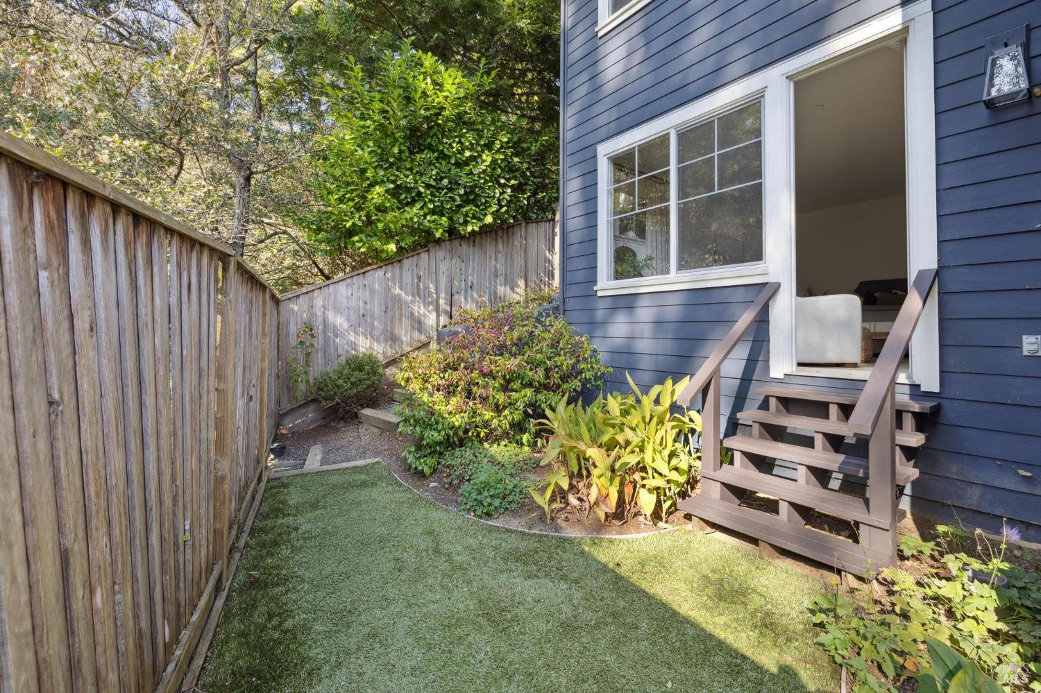 Detail Gallery Image 54 of 68 For 529 Alta Way, Mill Valley,  CA 94941 - 4 Beds | 2/1 Baths