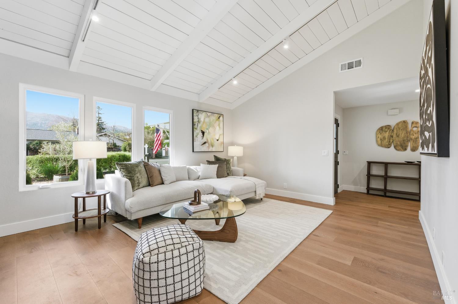 Detail Gallery Image 6 of 45 For 1830 Spring Mountain Rd, Saint Helena,  CA 94574 - 3 Beds | 2 Baths