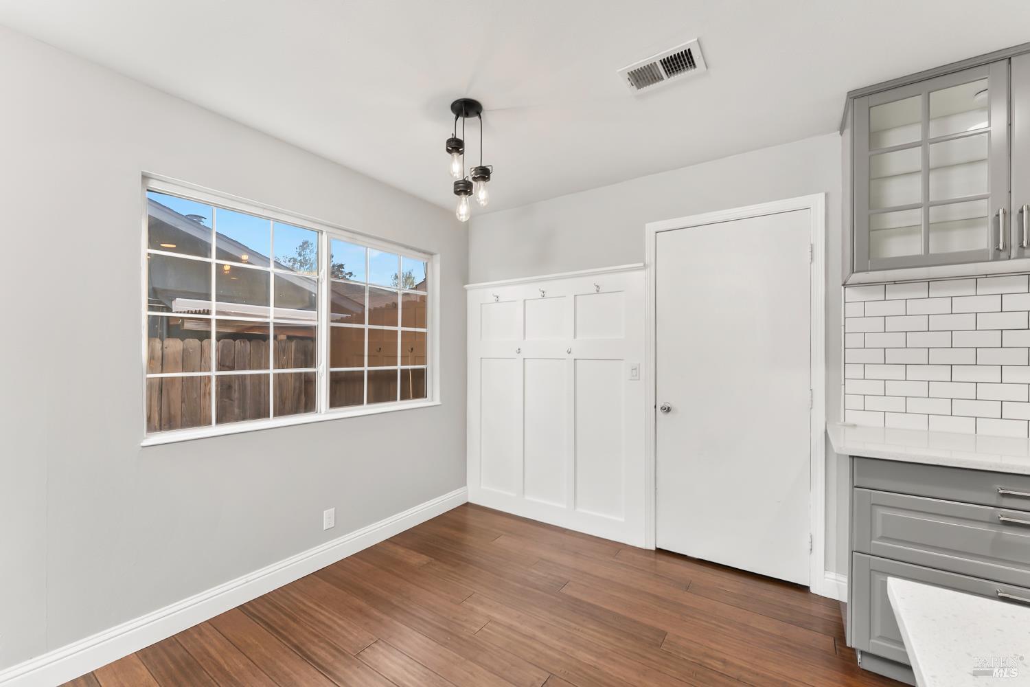 Detail Gallery Image 20 of 40 For 255 Bowline Dr, Vacaville,  CA 95687 - 3 Beds | 1 Baths