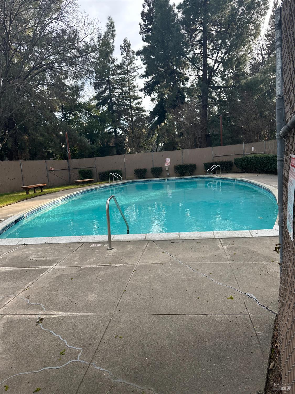 Detail Gallery Image 2 of 22 For 142 Del Rio Cir #2,  Vacaville,  CA 95687 - 2 Beds | 1/1 Baths