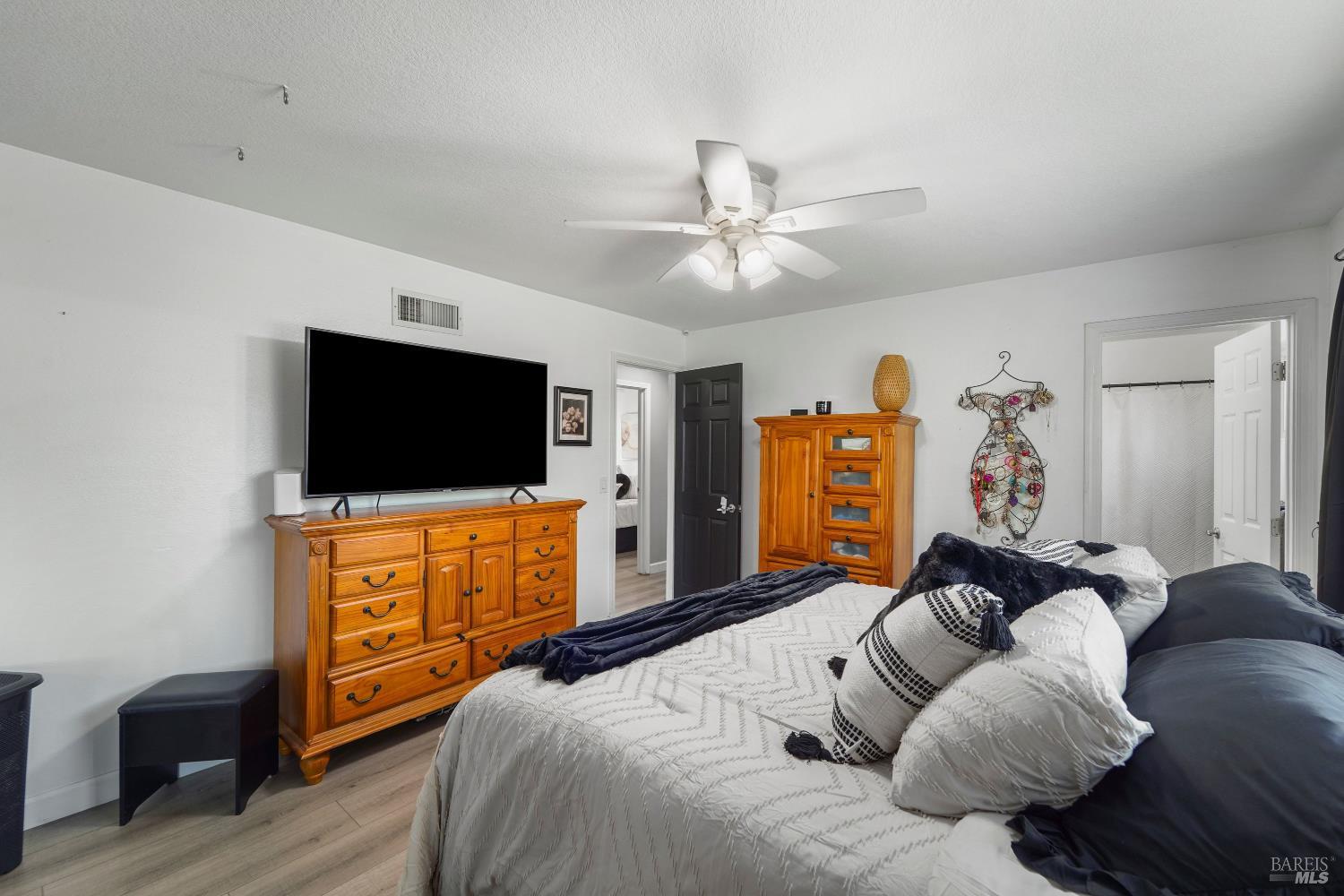 Detail Gallery Image 27 of 37 For 113 Richard Pl, Vacaville,  CA 95687 - 3 Beds | 2 Baths