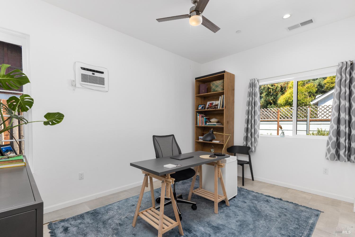 Detail Gallery Image 17 of 32 For 19322 Quigley Ln, Sonoma,  CA 95476 - 4 Beds | 3 Baths