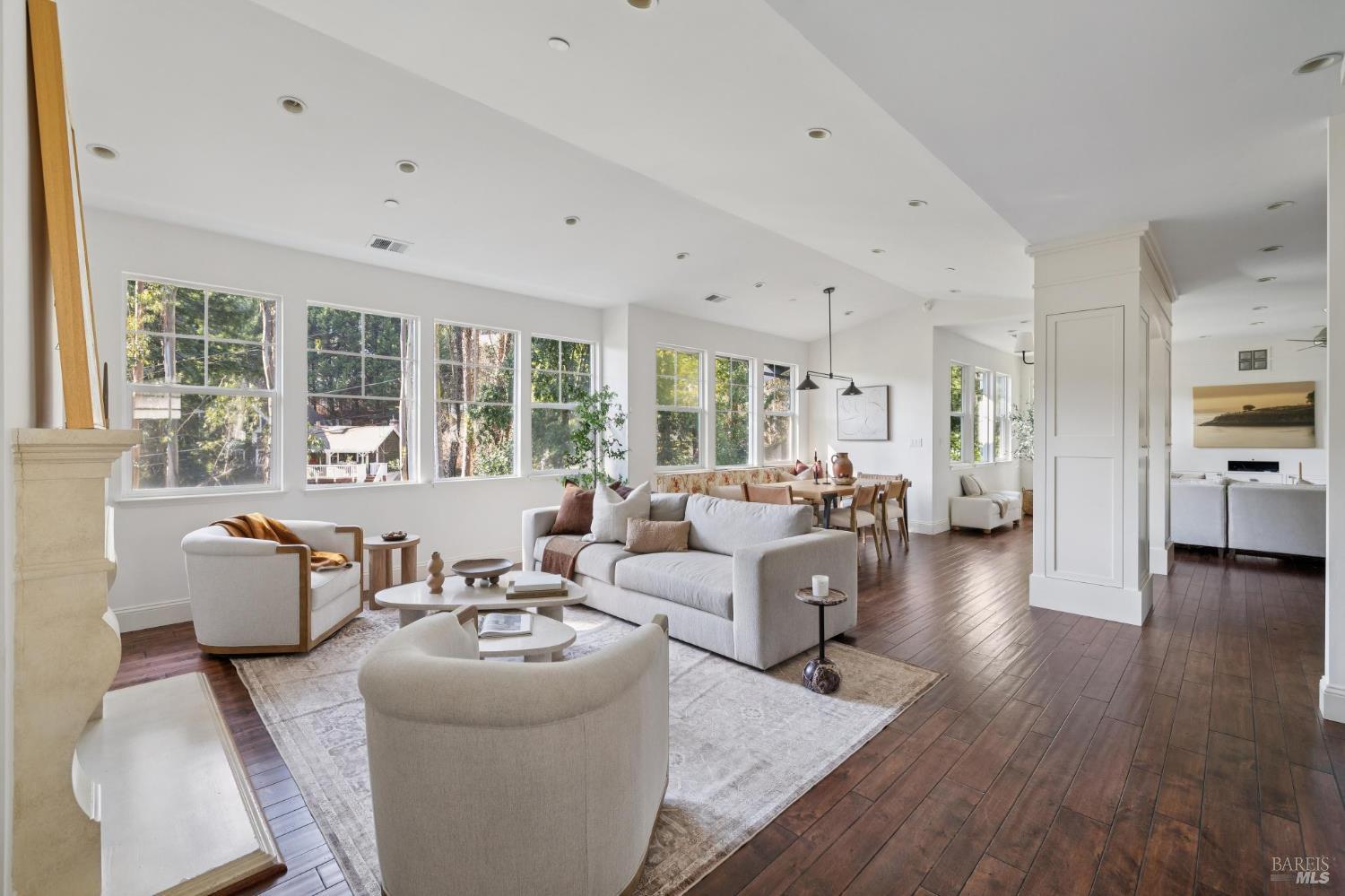 Detail Gallery Image 8 of 68 For 529 Alta Way, Mill Valley,  CA 94941 - 4 Beds | 2/1 Baths