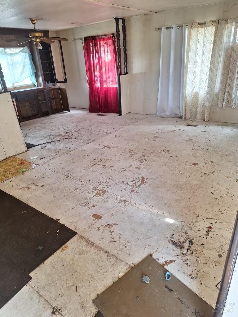 Detail Gallery Image 6 of 9 For 14830 El Camino Real Rd, Clearlake,  CA 95422 - 2 Beds | 2 Baths