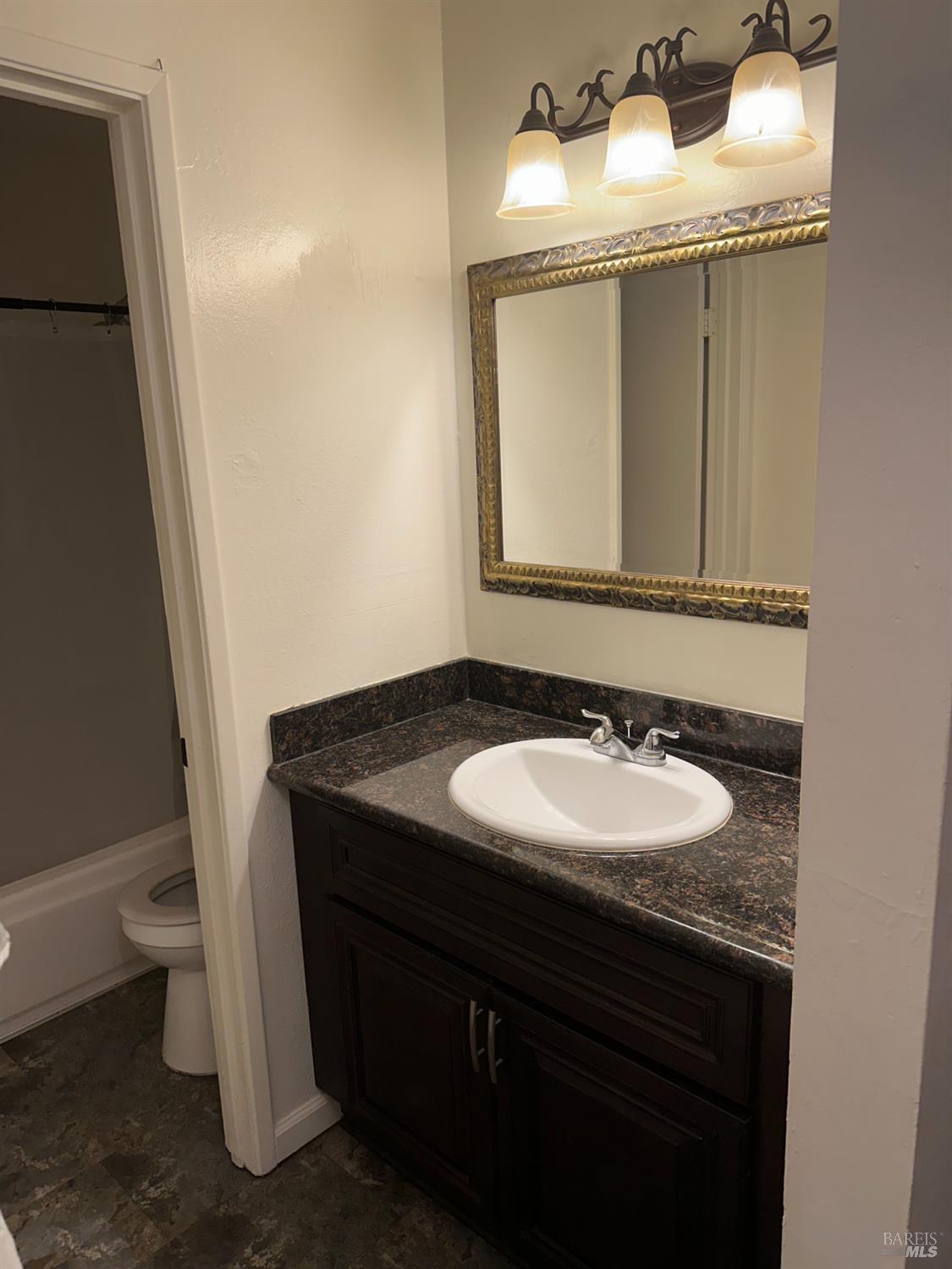 Detail Gallery Image 14 of 22 For 142 Del Rio Cir #2,  Vacaville,  CA 95687 - 2 Beds | 1/1 Baths