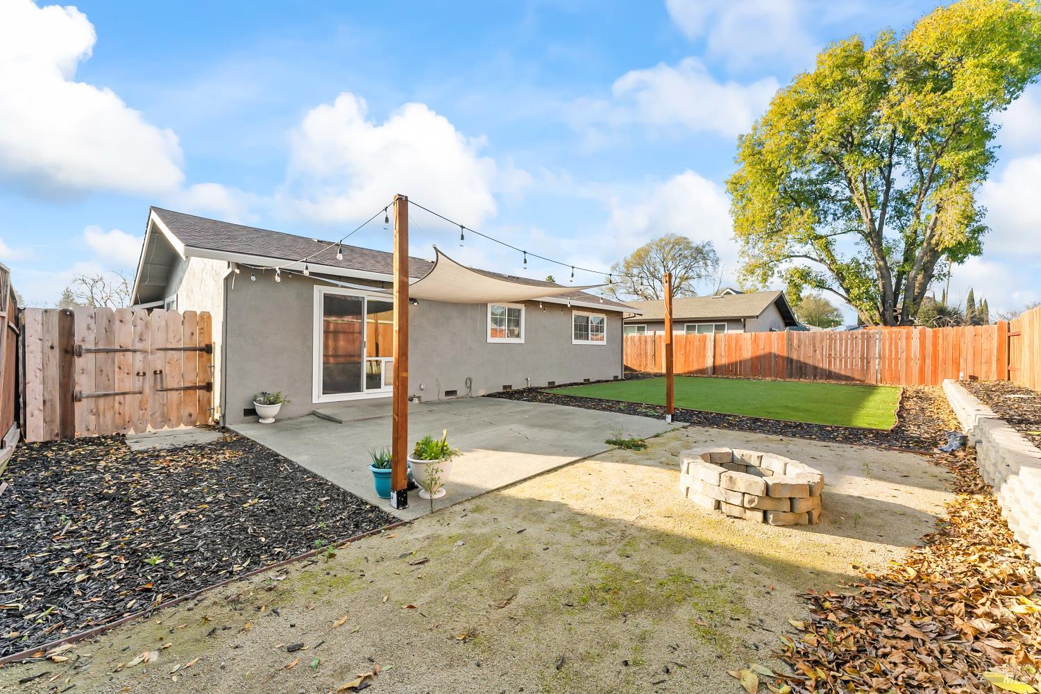 Detail Gallery Image 34 of 40 For 255 Bowline Dr, Vacaville,  CA 95687 - 3 Beds | 1 Baths