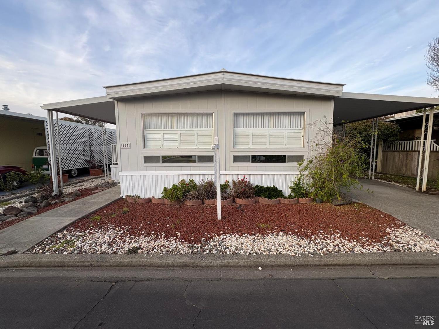 Front Image Thumbnail for BA326008206