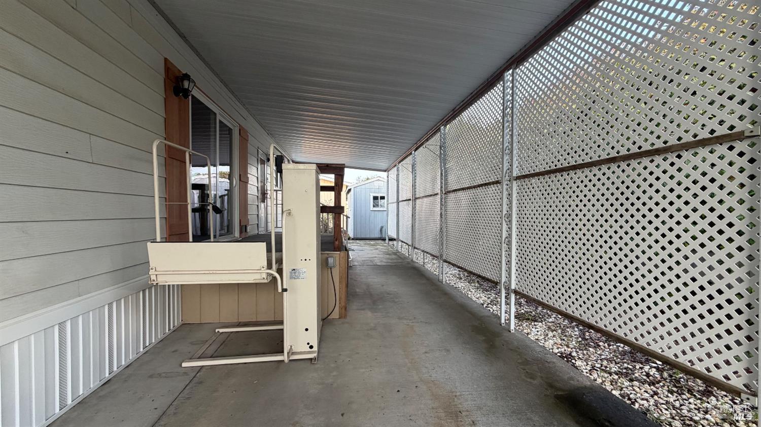 Detail Gallery Image 5 of 48 For 145 Stratford Way, Santa Rosa,  CA 95401 - 2 Beds | 2 Baths