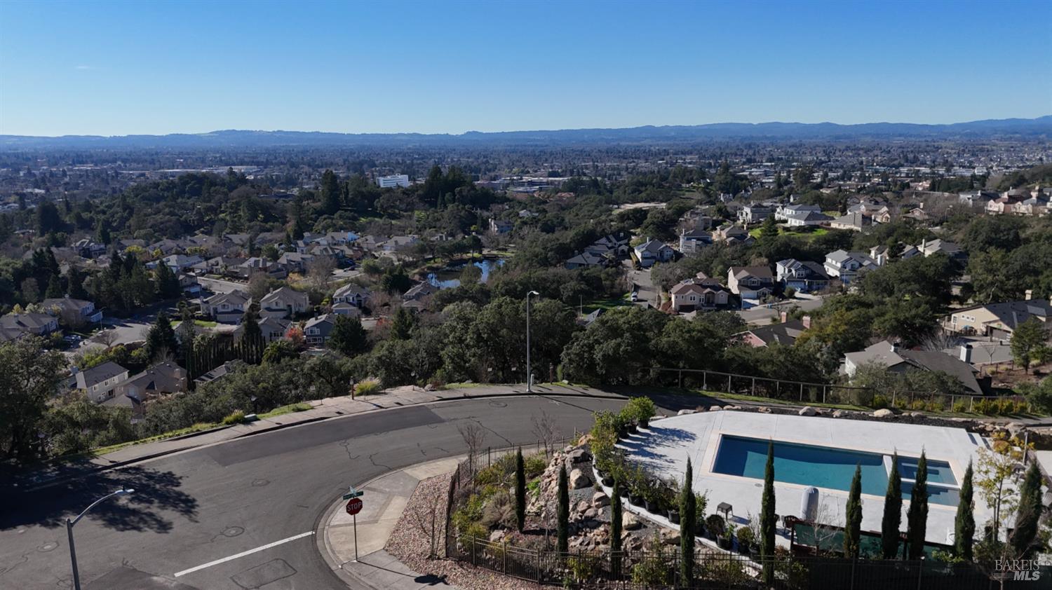 Detail Gallery Image 4 of 5 For 3600 Tillmont Way, Santa Rosa,  CA 95403 - – Beds | – Baths