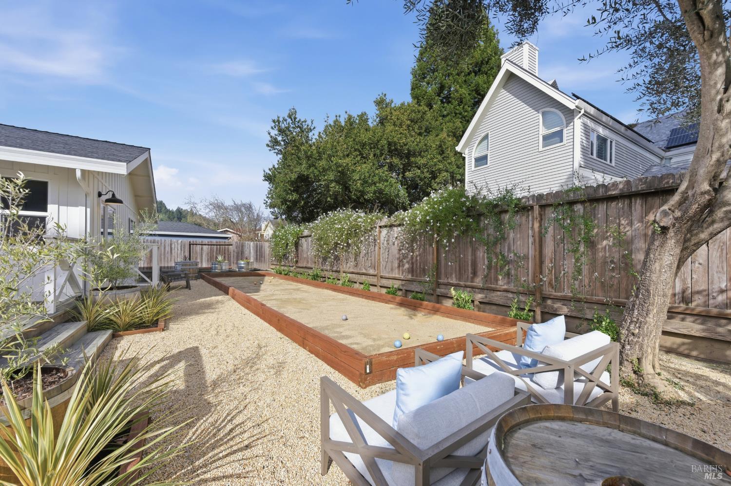 Detail Gallery Image 38 of 45 For 1830 Spring Mountain Rd, Saint Helena,  CA 94574 - 3 Beds | 2 Baths