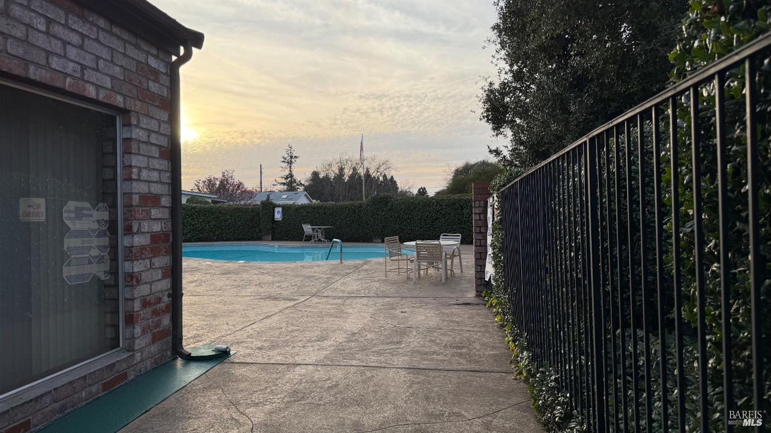 Detail Gallery Image 43 of 48 For 145 Stratford Way, Santa Rosa,  CA 95401 - 2 Beds | 2 Baths