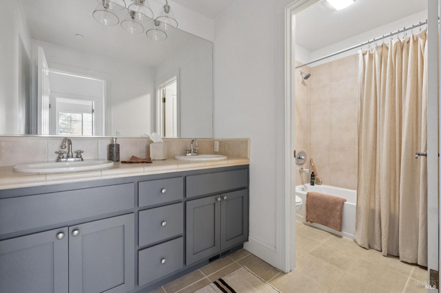 Detail Gallery Image 46 of 68 For 529 Alta Way, Mill Valley,  CA 94941 - 4 Beds | 2/1 Baths