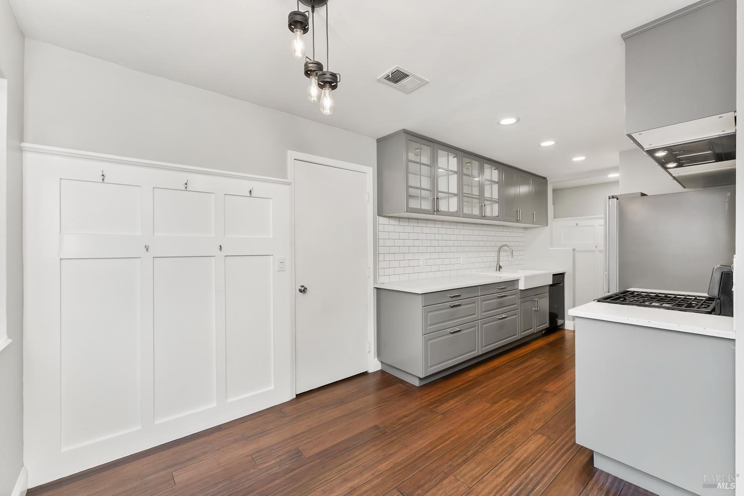 Detail Gallery Image 18 of 40 For 255 Bowline Dr, Vacaville,  CA 95687 - 3 Beds | 1 Baths