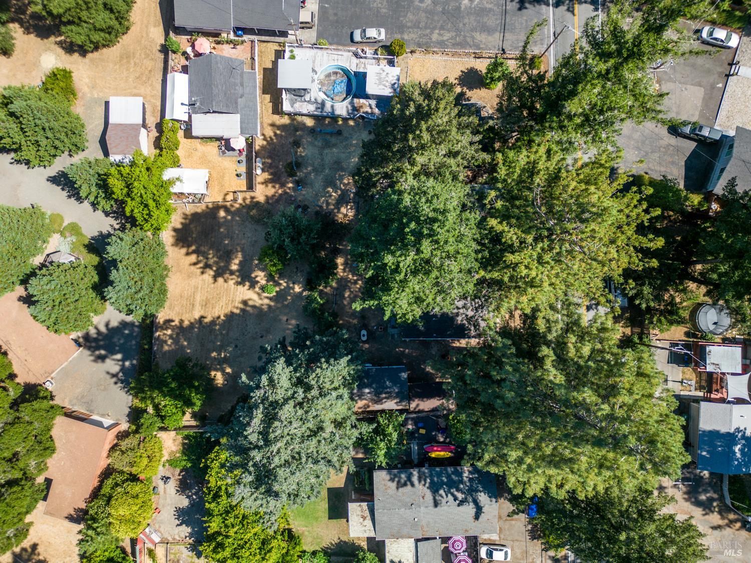 Detail Gallery Image 23 of 26 For 1301 Knob Hill Rd, Ukiah,  CA 95482 - 1 Beds | 1 Baths