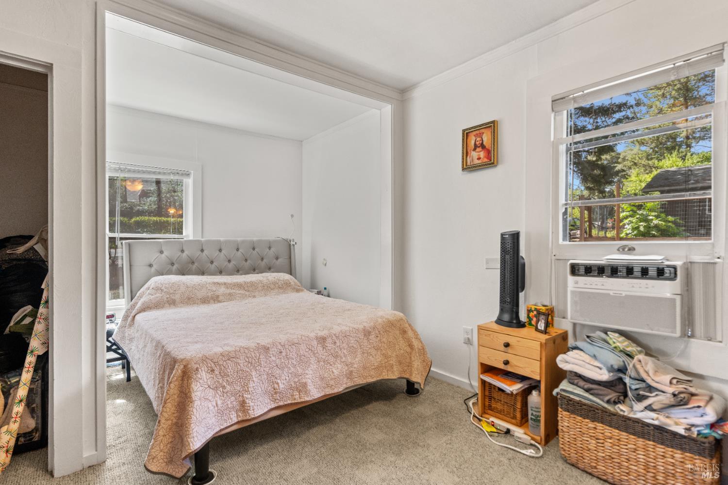 Detail Gallery Image 6 of 26 For 1301 Knob Hill Rd, Ukiah,  CA 95482 - 1 Beds | 1 Baths