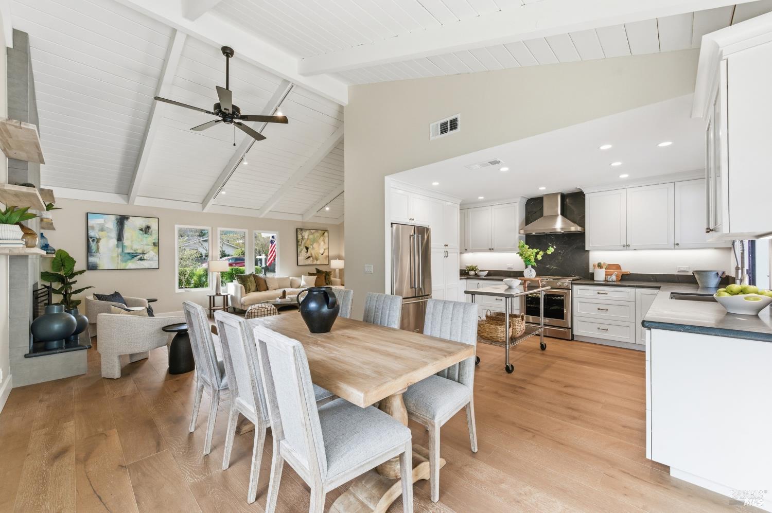 Detail Gallery Image 14 of 45 For 1830 Spring Mountain Rd, Saint Helena,  CA 94574 - 3 Beds | 2 Baths