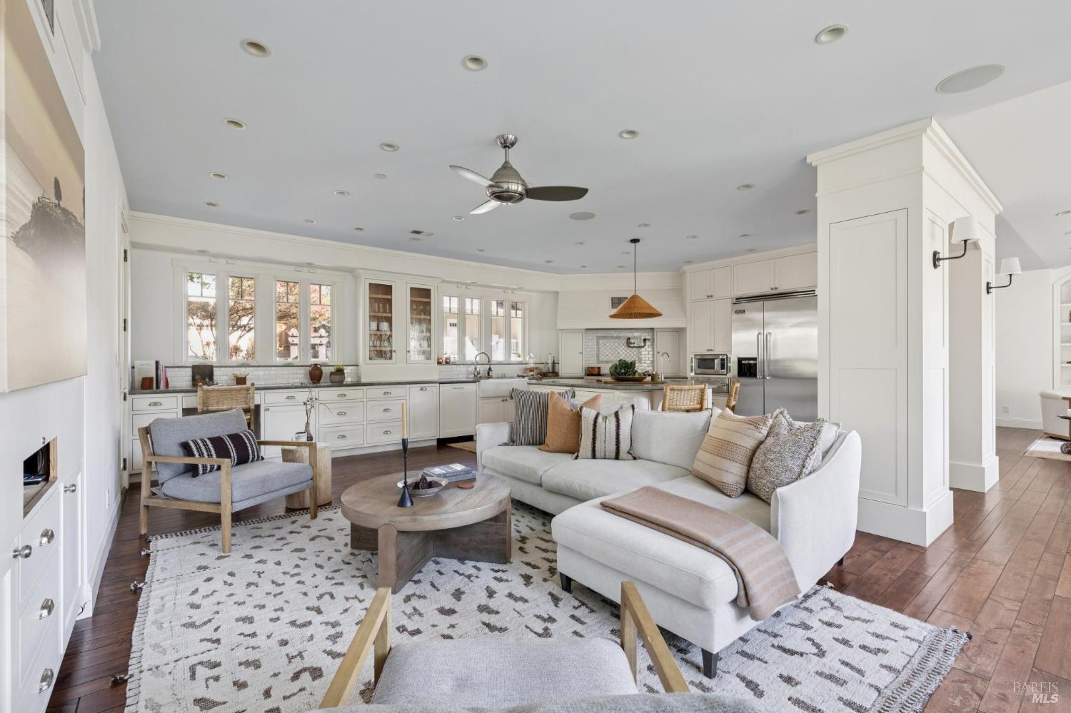 Detail Gallery Image 15 of 68 For 529 Alta Way, Mill Valley,  CA 94941 - 4 Beds | 2/1 Baths