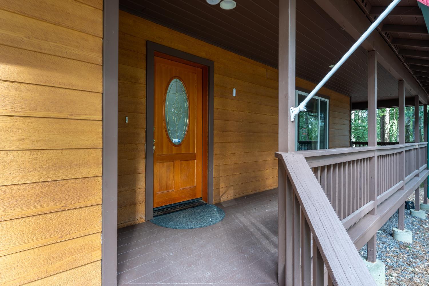 Detail Gallery Image 3 of 31 For 4862 Blue Lake Rd, Willits,  CA 95490 - 3 Beds | 2 Baths