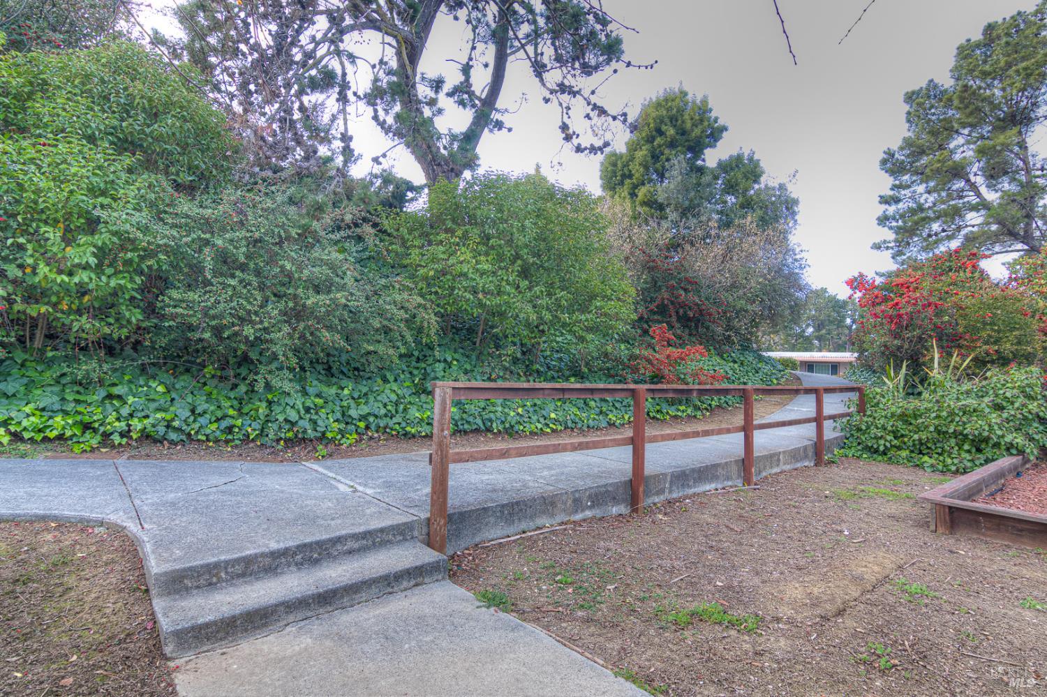 Detail Gallery Image 38 of 42 For 24 Constance Dr, Vallejo,  CA 94590 - 2 Beds | 2 Baths