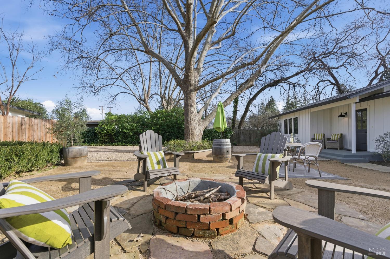 Detail Gallery Image 34 of 66 For 1123 Oak Ave, Saint Helena,  CA 94574 - – Beds | – Baths